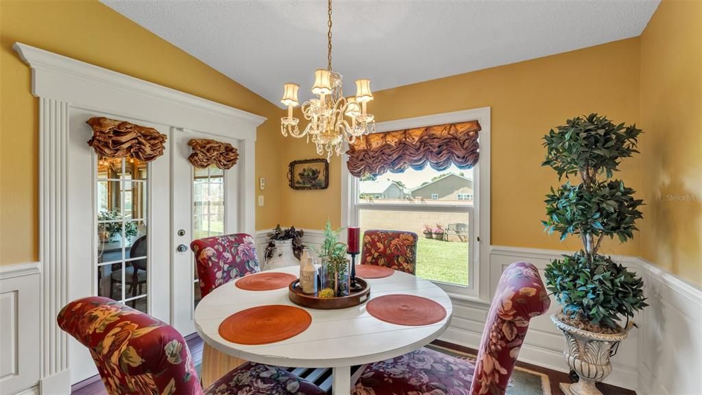 En Venta: $475,000 (3 camas, 2 baños, 2009 Pies cuadrados)