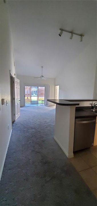 For Sale: $275,000 (2 beds, 2 baths, 1154 Square Feet)