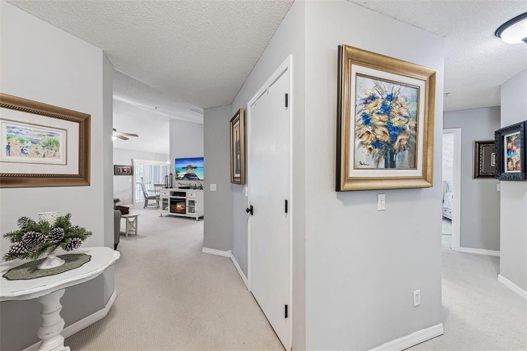 En Venta: $260,000 (3 camas, 2 baños, 1129 Pies cuadrados)