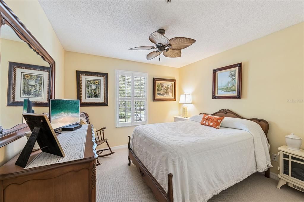 En Venta: $260,000 (3 camas, 2 baños, 1129 Pies cuadrados)