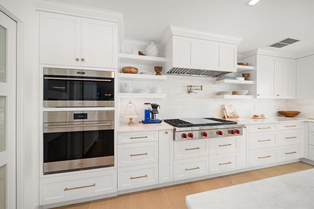 На продажу: $3,250,000 (3 спален, 3 ванн, 3350 Квадратных фут)