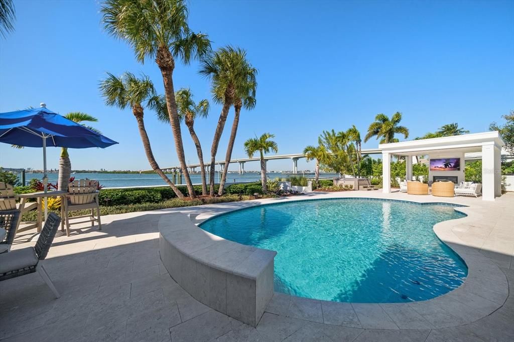 На продажу: $3,250,000 (3 спален, 3 ванн, 3350 Квадратных фут)