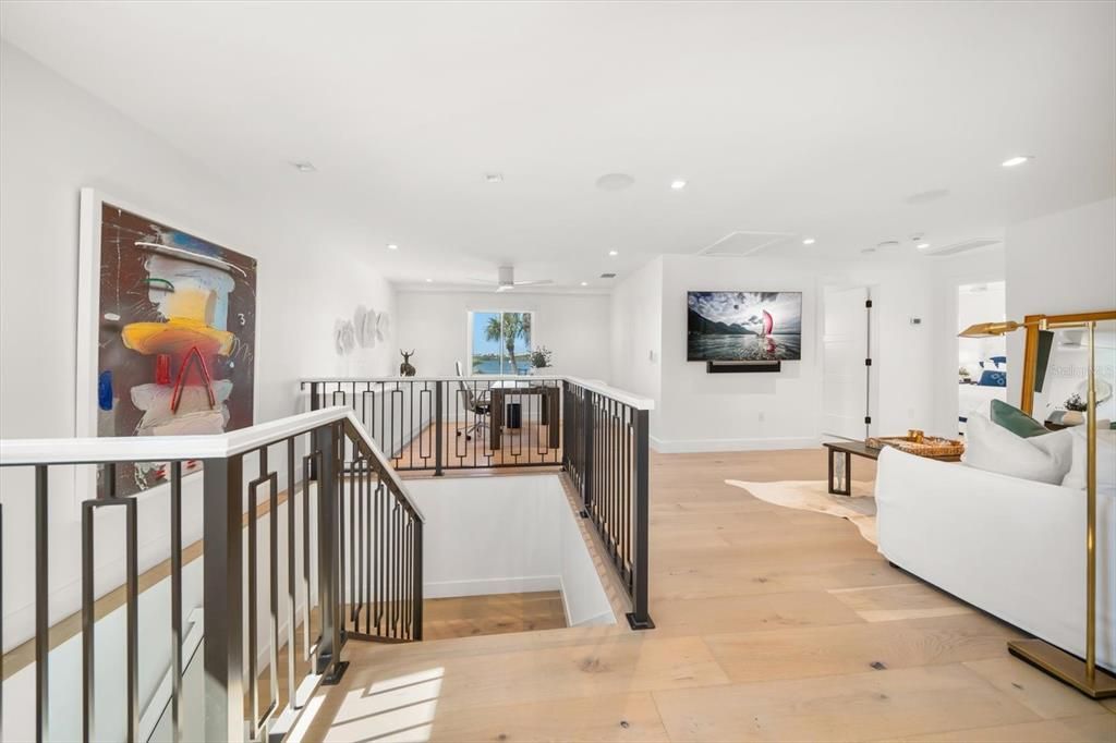 На продажу: $3,250,000 (3 спален, 3 ванн, 3350 Квадратных фут)