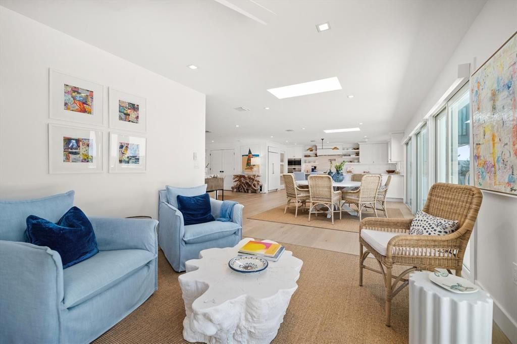 На продажу: $3,250,000 (3 спален, 3 ванн, 3350 Квадратных фут)