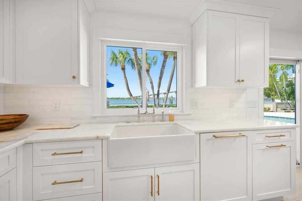 На продажу: $3,250,000 (3 спален, 3 ванн, 3350 Квадратных фут)