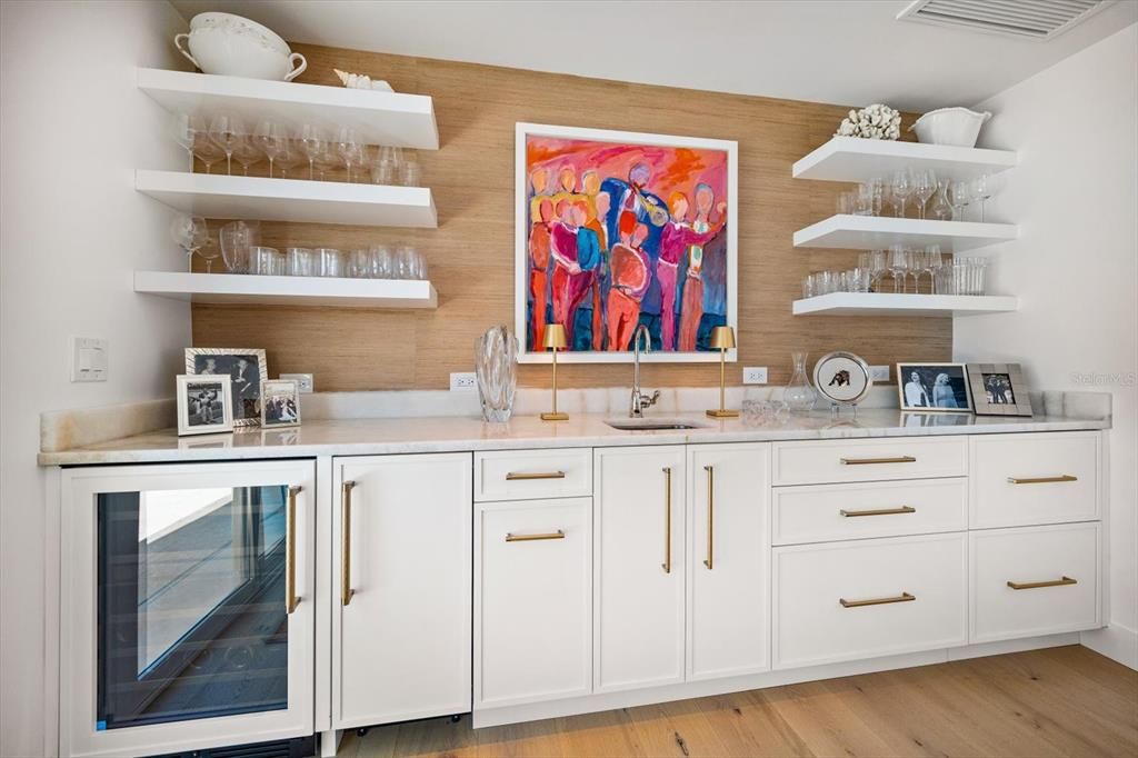 На продажу: $3,250,000 (3 спален, 3 ванн, 3350 Квадратных фут)