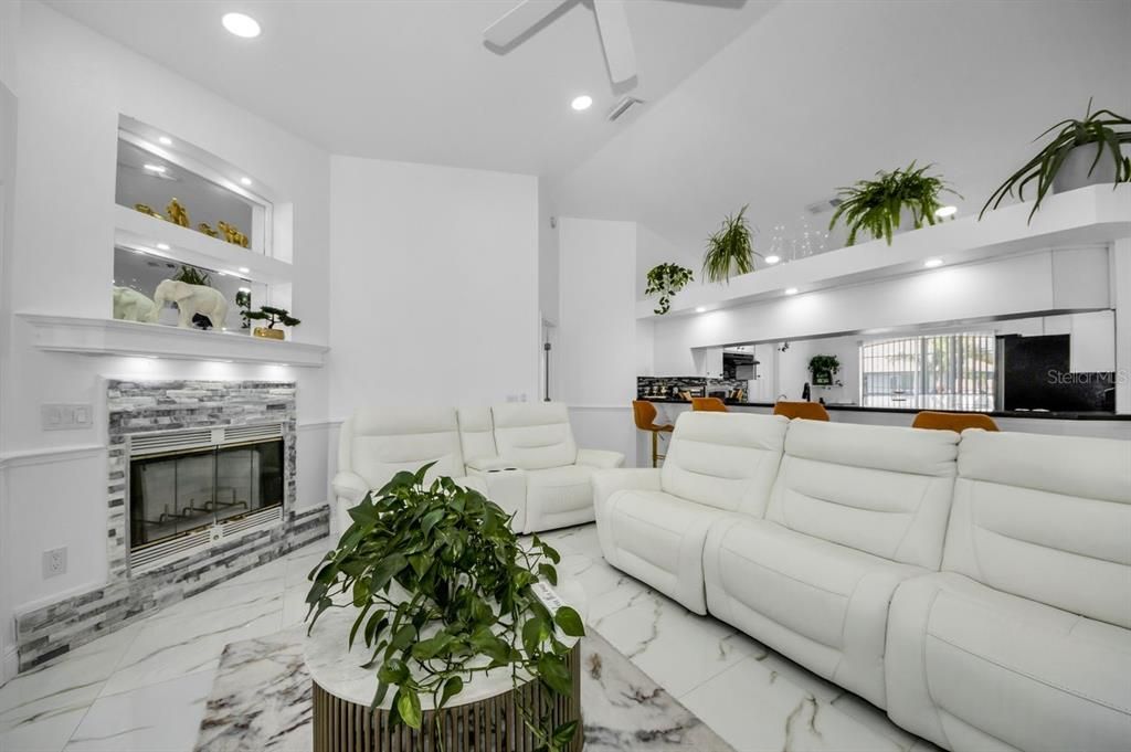 For Sale: $645,000 (4 beds, 4 baths, 2320 Square Feet)