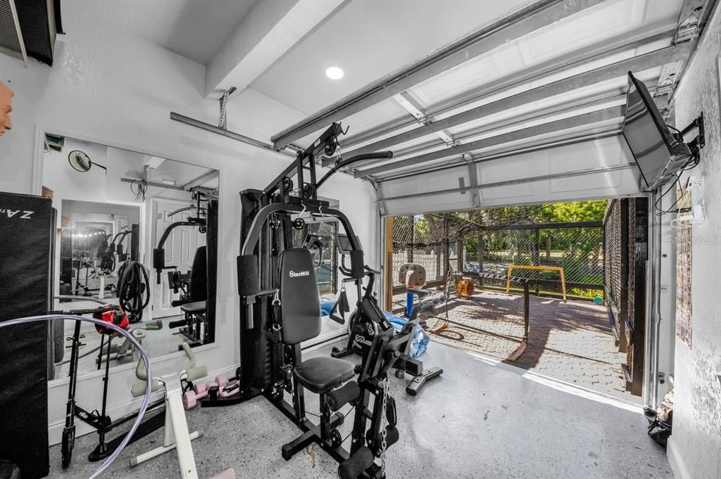 For Sale: $645,000 (4 beds, 4 baths, 2320 Square Feet)