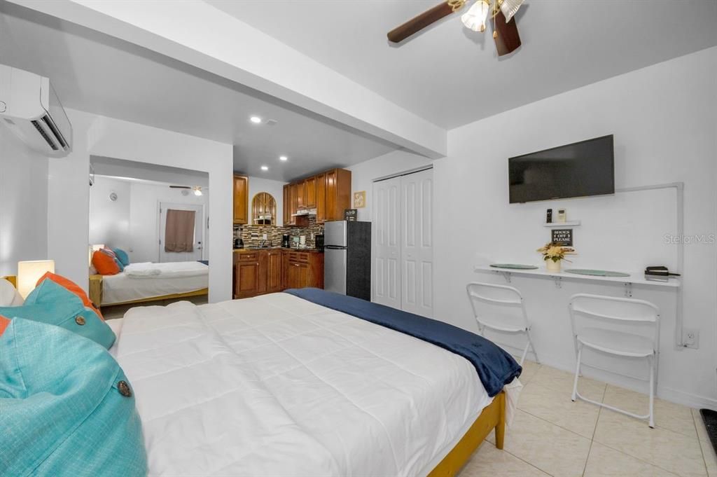 For Sale: $645,000 (4 beds, 4 baths, 2320 Square Feet)