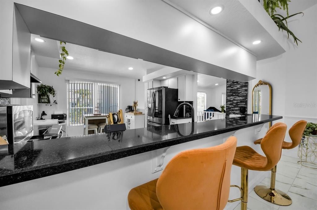 For Sale: $645,000 (4 beds, 4 baths, 2320 Square Feet)