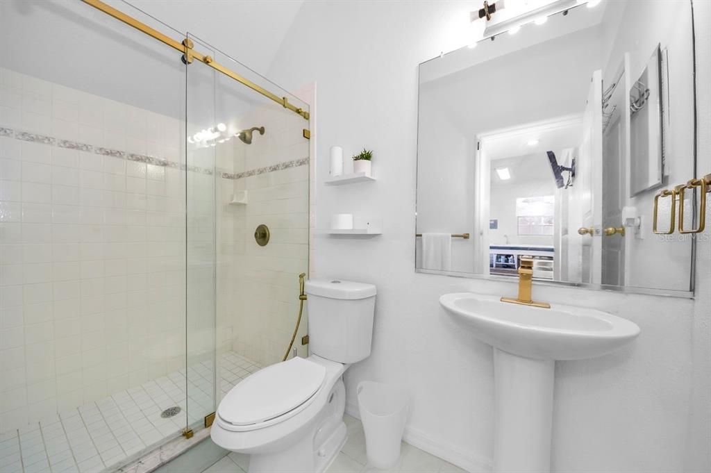 For Sale: $645,000 (4 beds, 4 baths, 2320 Square Feet)