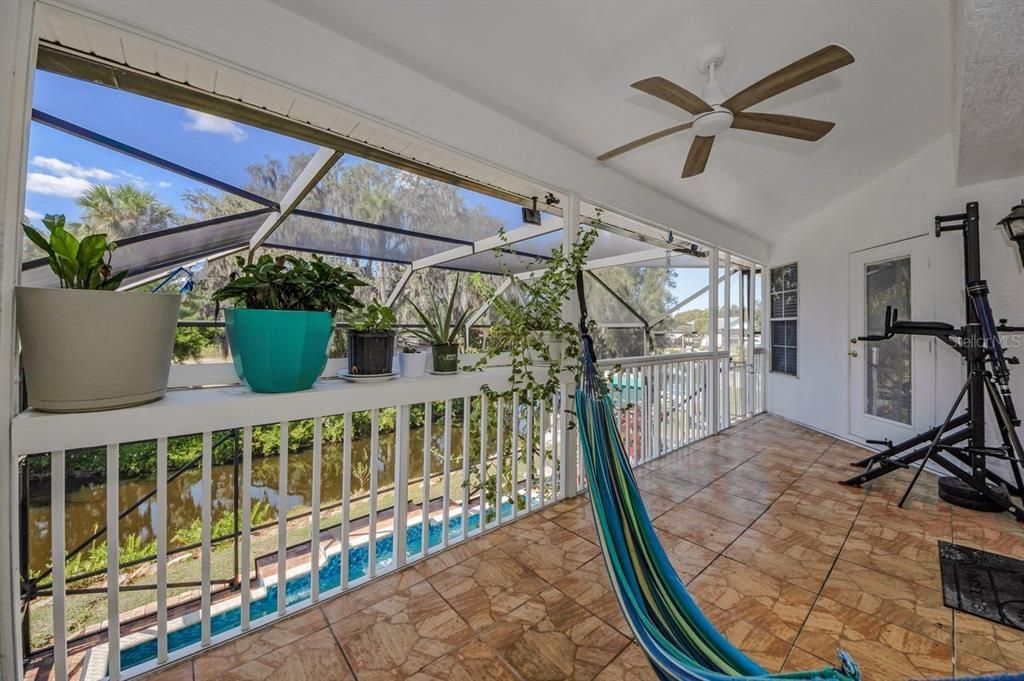 For Sale: $645,000 (4 beds, 4 baths, 2320 Square Feet)