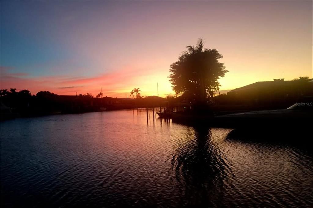 待售: $849,900 (3 贝兹, 2 浴室, 2060 平方英尺)