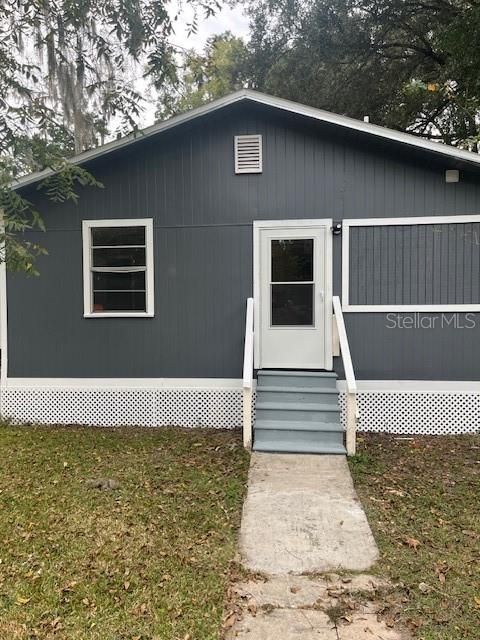 En Venta: $169,900 (3 camas, 2 baños, 1075 Pies cuadrados)