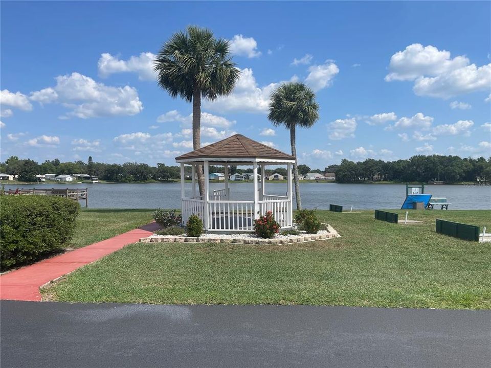 待售: $119,900 (2 贝兹, 2 浴室, 1056 平方英尺)