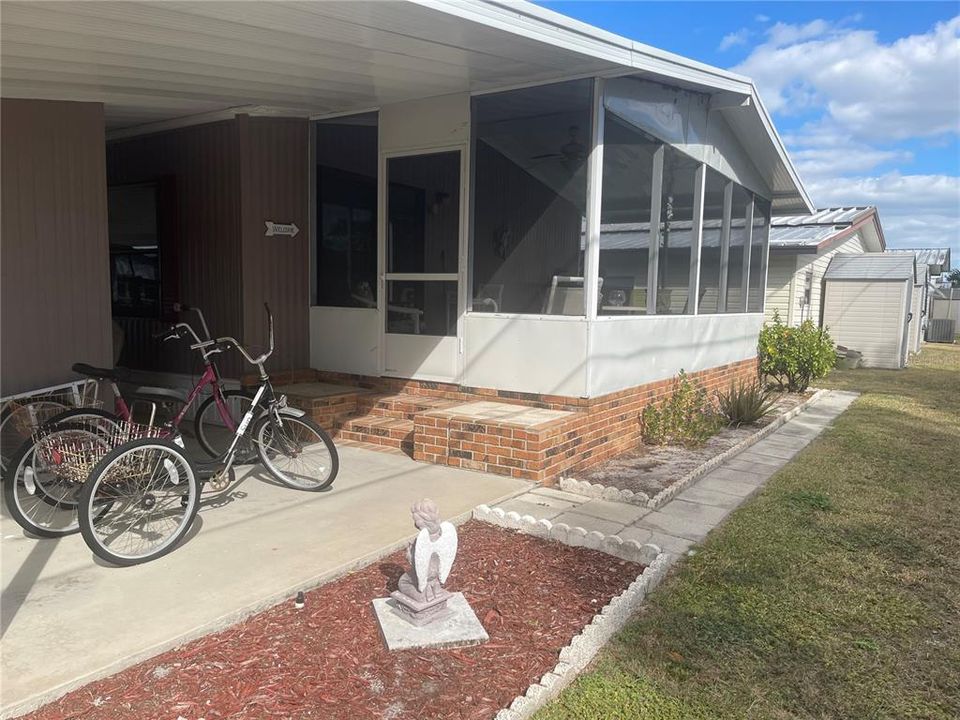 待售: $119,900 (2 贝兹, 2 浴室, 1056 平方英尺)