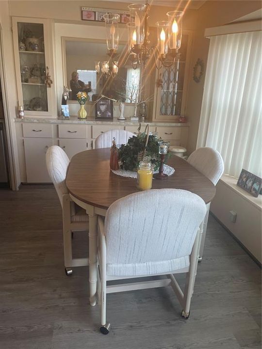 待售: $119,900 (2 贝兹, 2 浴室, 1056 平方英尺)