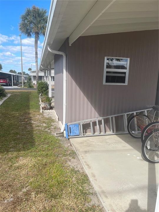 待售: $119,900 (2 贝兹, 2 浴室, 1056 平方英尺)