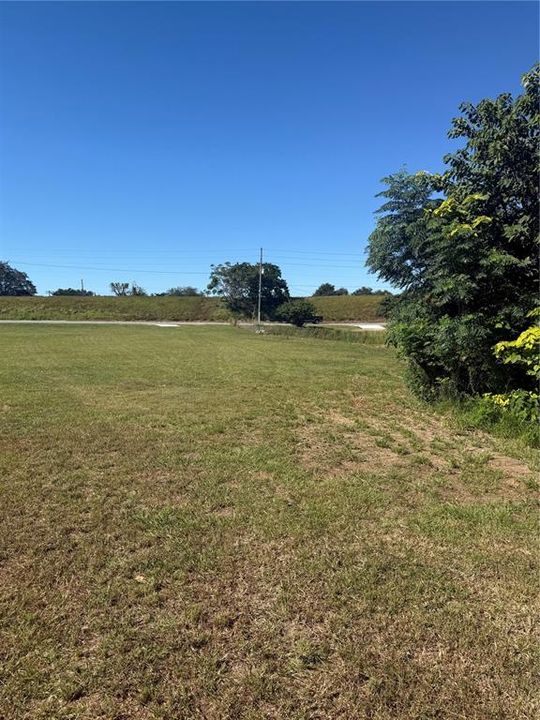 待售: $108,500 (0.70 acres)