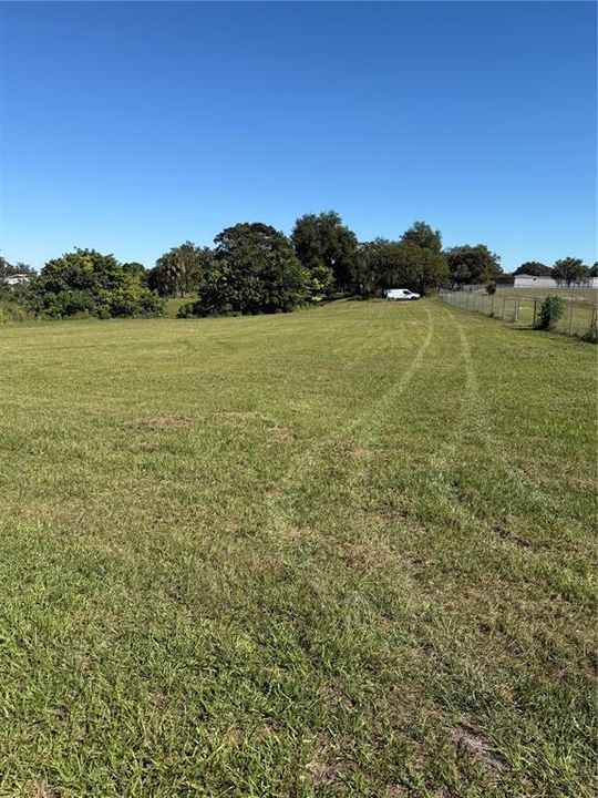 待售: $108,500 (0.70 acres)