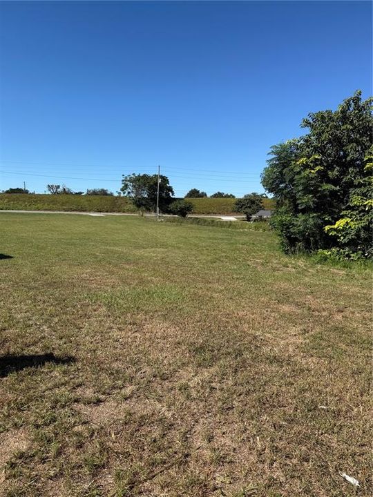 待售: $108,500 (0.70 acres)