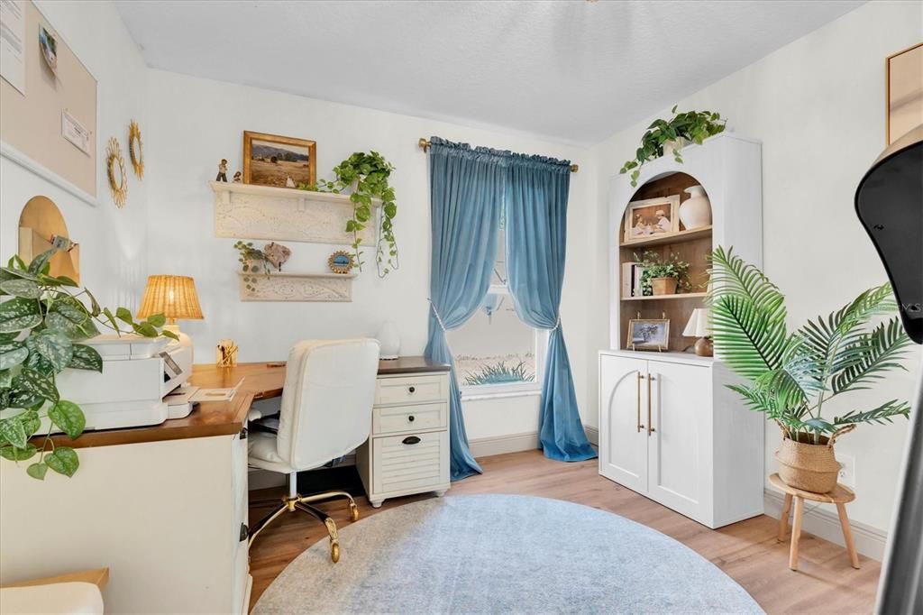 Active With Contract: $410,000 (4 beds, 2 baths, 1796 Square Feet)