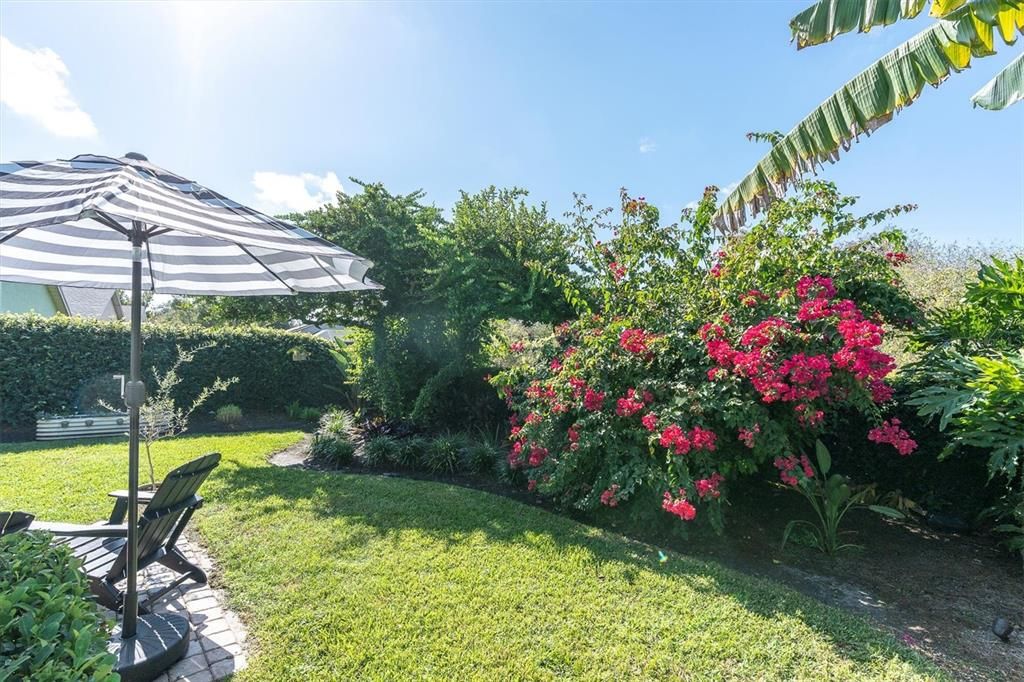 Active With Contract: $410,000 (4 beds, 2 baths, 1796 Square Feet)