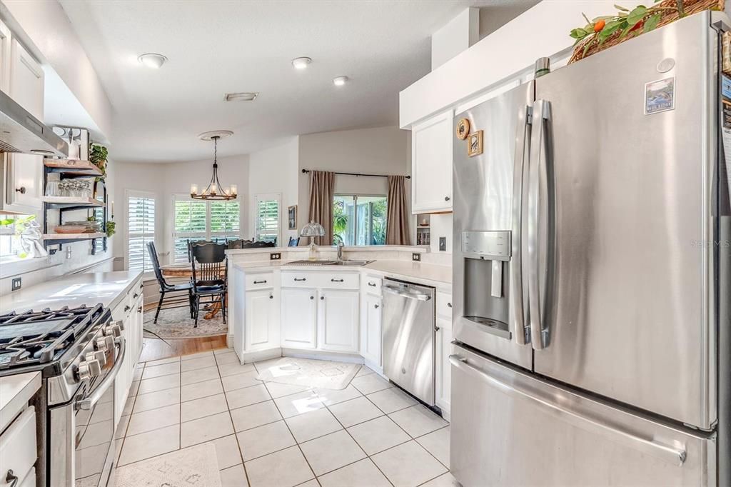 Active With Contract: $410,000 (4 beds, 2 baths, 1796 Square Feet)
