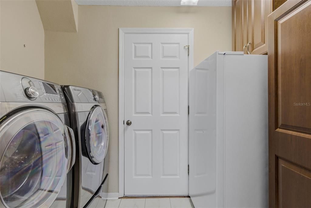 En Venta: $245,000 (2 camas, 2 baños, 1674 Pies cuadrados)