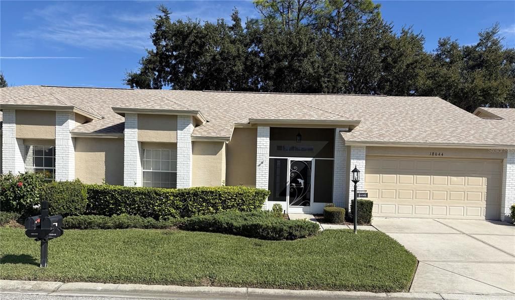 待售: $245,000 (2 贝兹, 2 浴室, 1674 平方英尺)