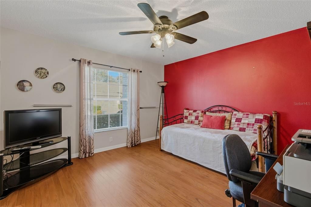 En Venta: $245,000 (2 camas, 2 baños, 1674 Pies cuadrados)