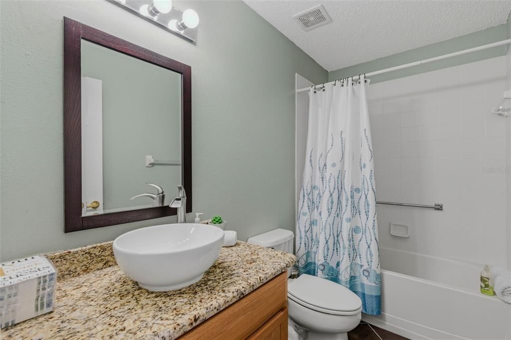 En Venta: $245,000 (2 camas, 2 baños, 1674 Pies cuadrados)