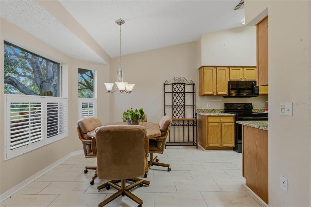 En Venta: $245,000 (2 camas, 2 baños, 1674 Pies cuadrados)