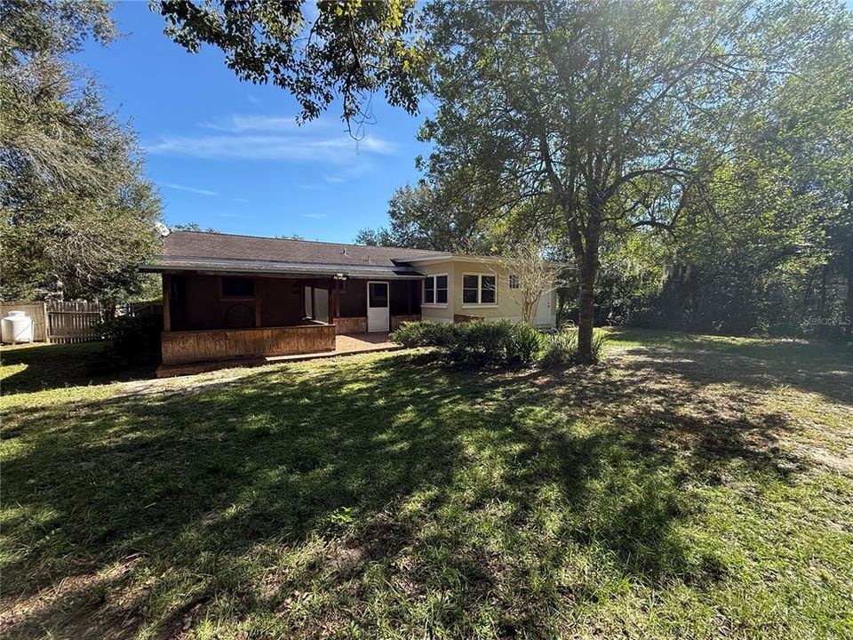 For Rent: $1,700 (2 beds, 2 baths, 1110 Square Feet)