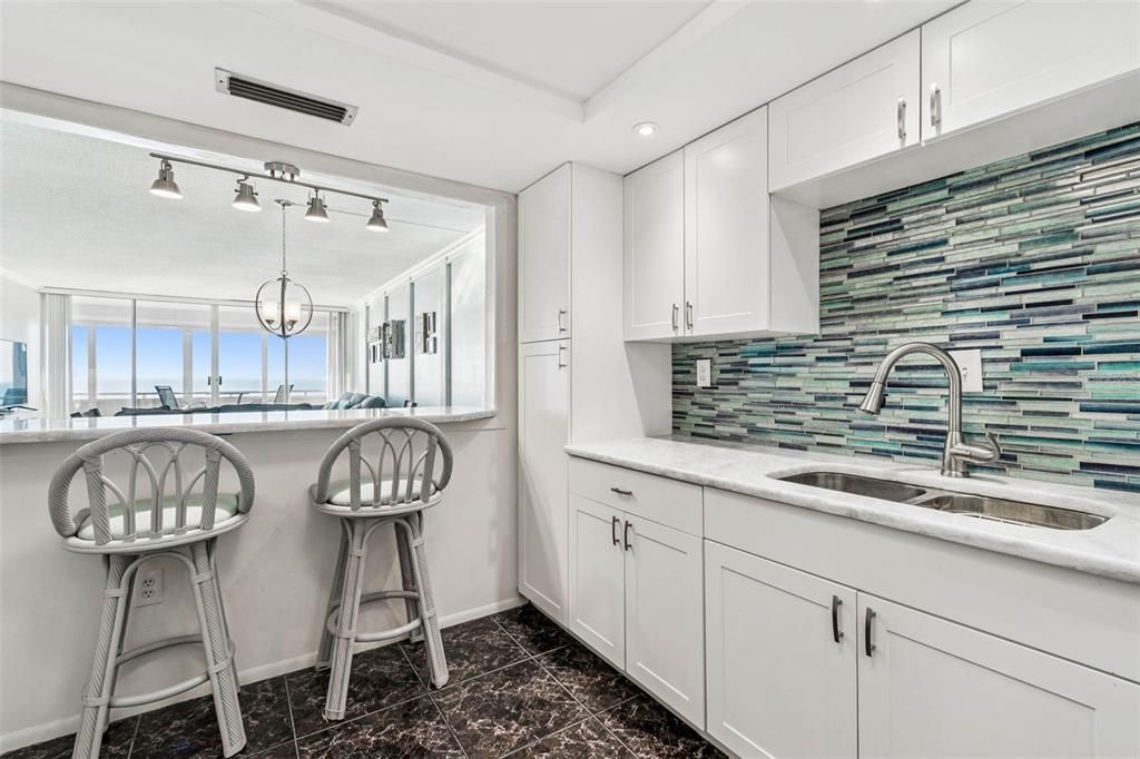 待售: $500,000 (1 贝兹, 1 浴室, 995 平方英尺)