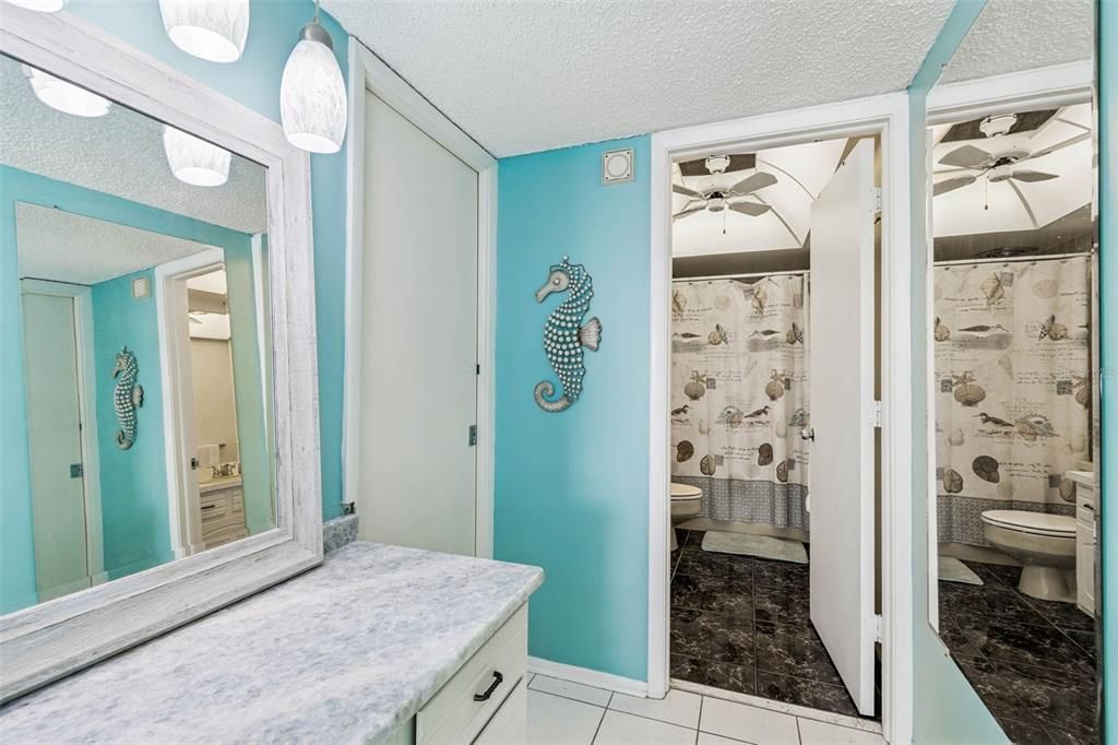 待售: $500,000 (1 贝兹, 1 浴室, 995 平方英尺)