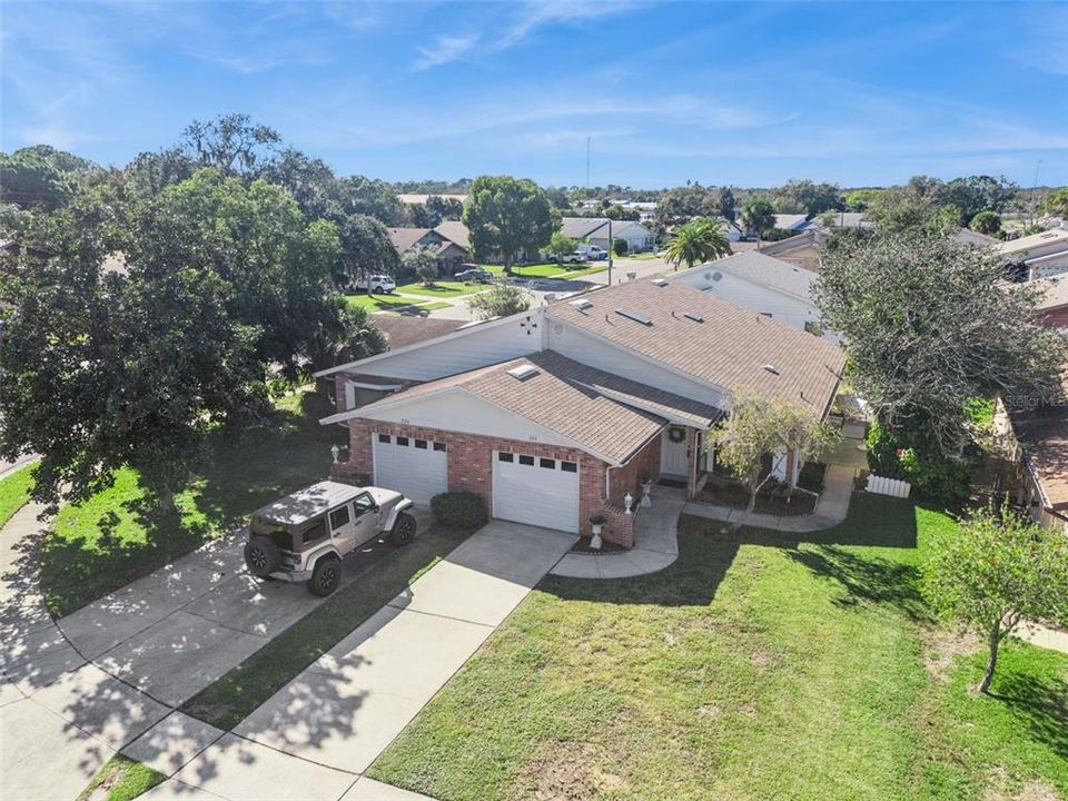 For Sale: $224,500 (2 beds, 2 baths, 1086 Square Feet)