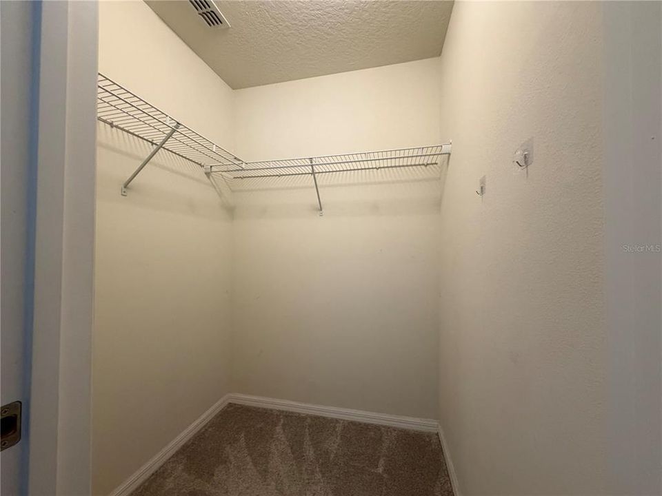 На продажу: $378,000 (2 спален, 2 ванн, 1706 Квадратных фут)