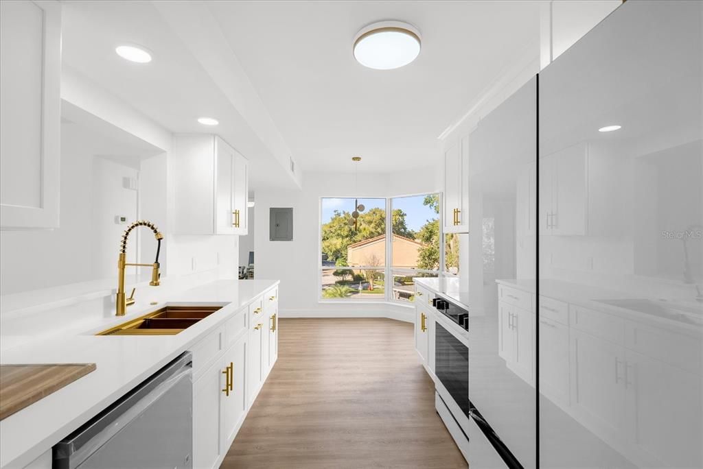 For Sale: $590,000 (2 beds, 2 baths, 1270 Square Feet)