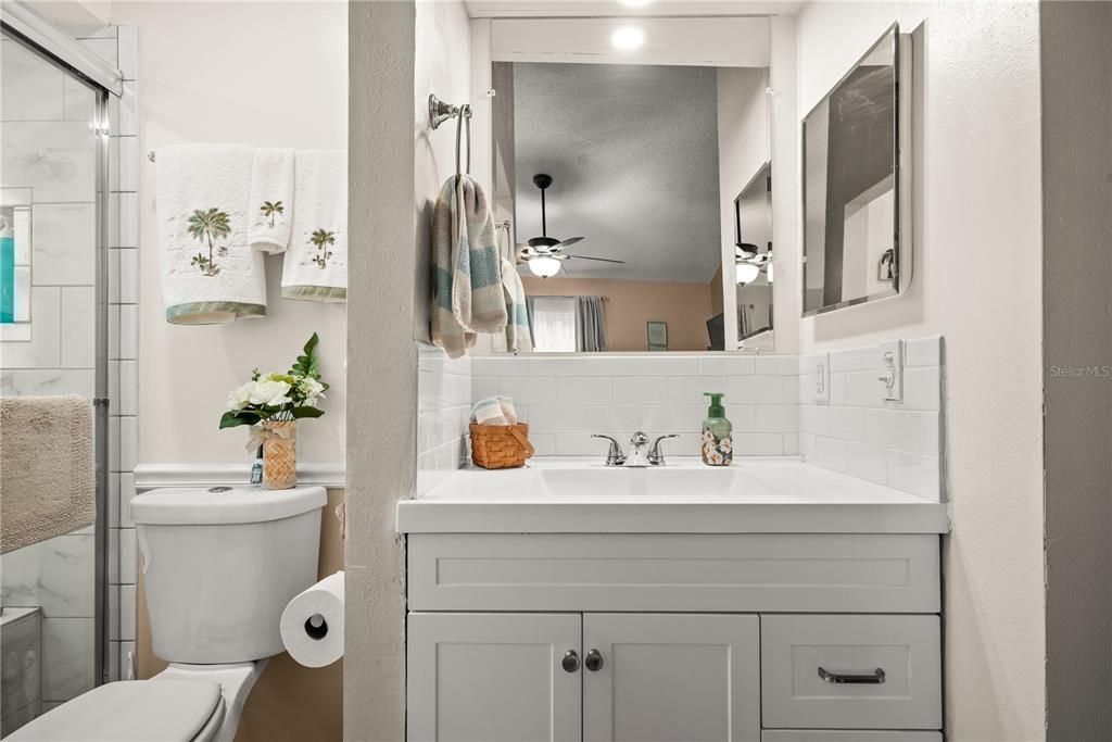 Active With Contract: $399,900 (3 beds, 2 baths, 1164 Square Feet)