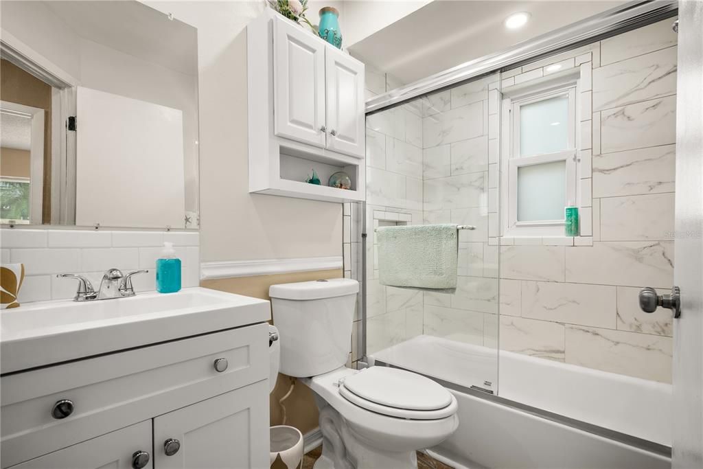 Active With Contract: $399,900 (3 beds, 2 baths, 1164 Square Feet)