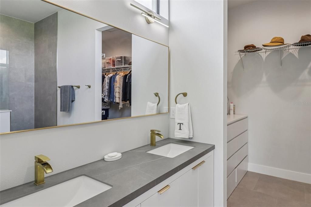 待售: $789,900 (3 贝兹, 2 浴室, 2014 平方英尺)