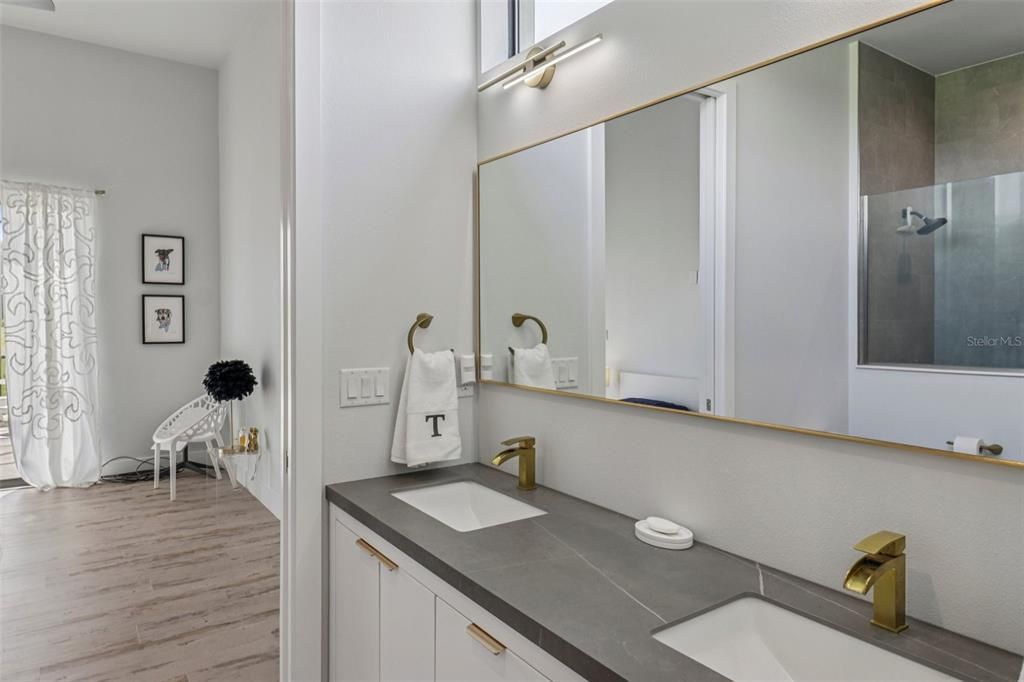 待售: $789,900 (3 贝兹, 2 浴室, 2014 平方英尺)