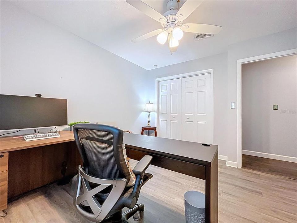 For Sale: $599,000 (5 beds, 3 baths, 2261 Square Feet)