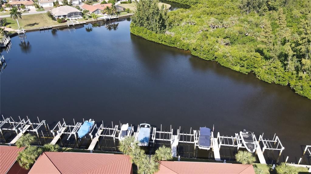 待售: $335,000 (3 贝兹, 2 浴室, 1596 平方英尺)