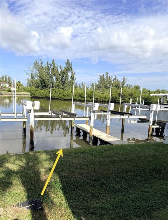 待售: $335,000 (3 贝兹, 2 浴室, 1596 平方英尺)