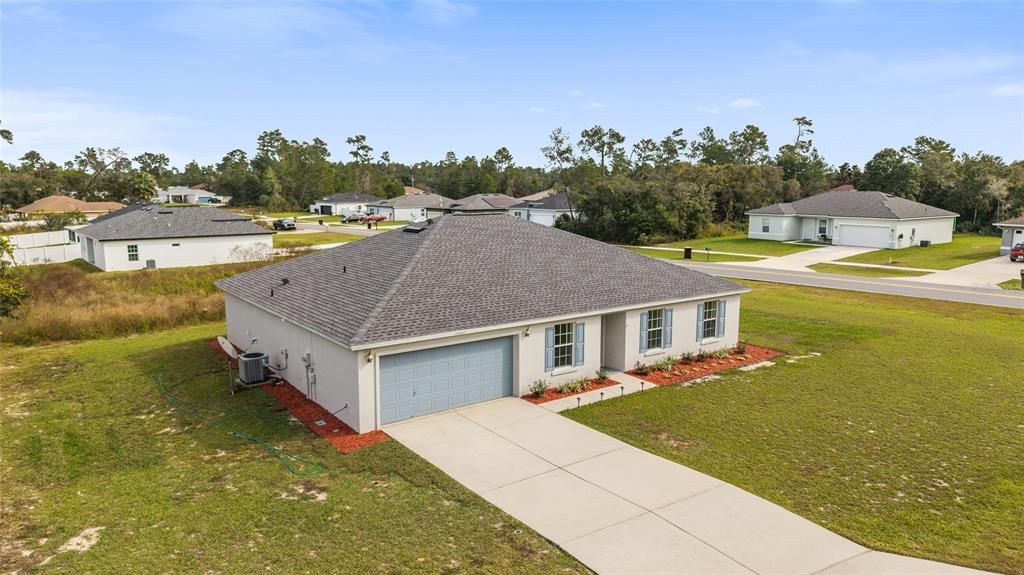 En Venta: $319,900 (4 camas, 2 baños, 2138 Pies cuadrados)