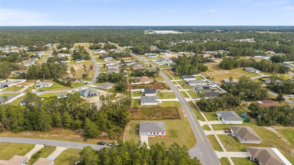 En Venta: $319,900 (4 camas, 2 baños, 2138 Pies cuadrados)