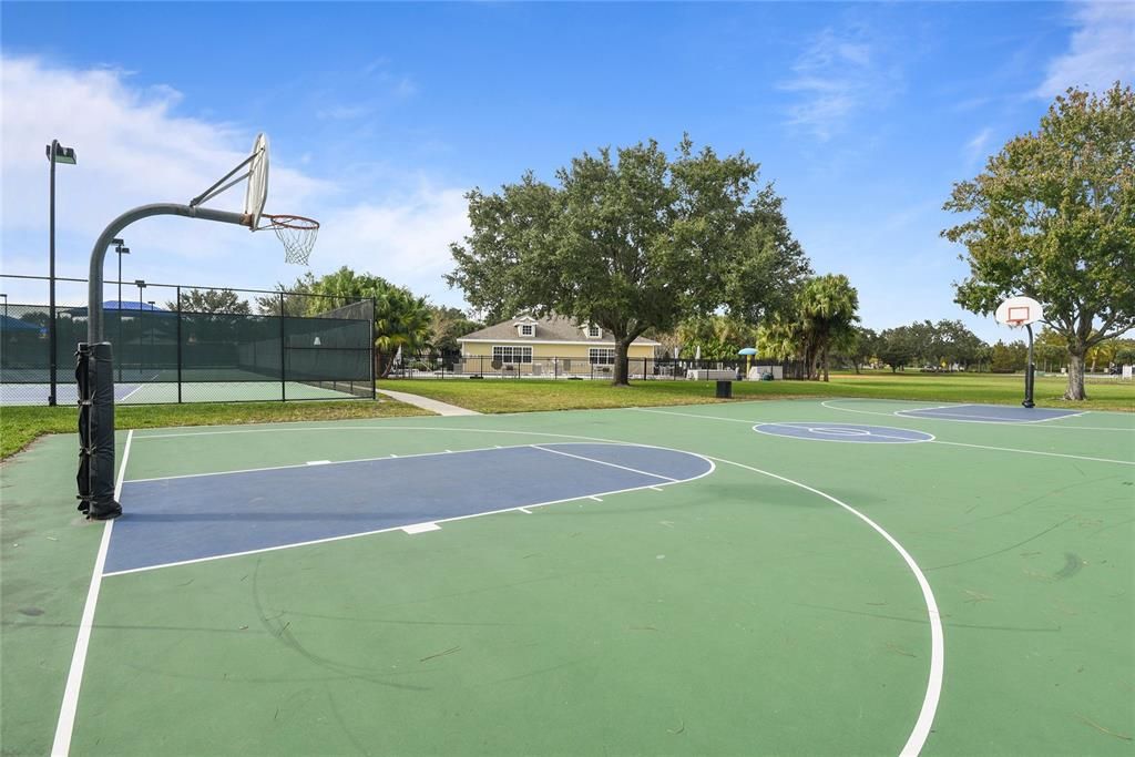 待售: $295,000 (2 贝兹, 2 浴室, 1326 平方英尺)