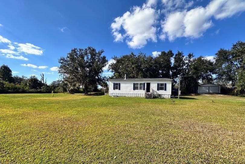 For Sale: $235,000 (3 beds, 2 baths, 1080 Square Feet)